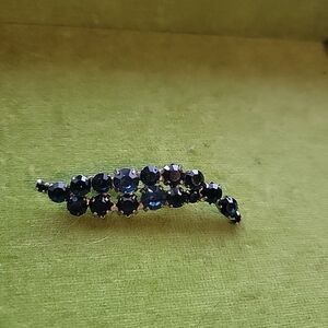 Vintage Rhinestone Brooch Pin Flowing Wave Dark Blue Prong Silver Tone Estate
